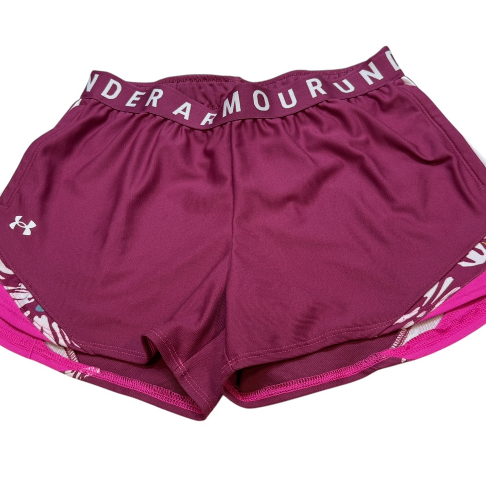 Under Armour Burgundy Sports shorts with side pockets EUC BOX38